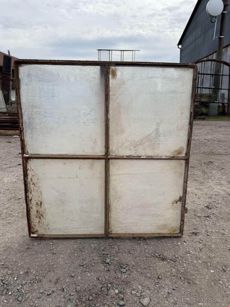 Tovární okno 46 - 5