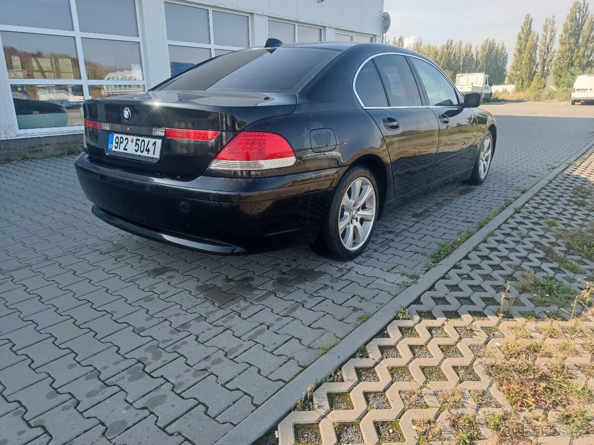BMW 730 3.0D 160 kW Automat Rok 2004 - 5