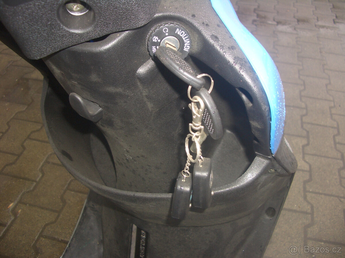 Skútr bez dokladů 50 ccm - 5