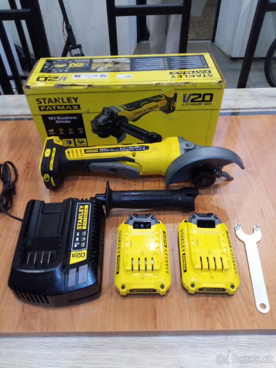 Aku rozbrušovačka Stanley Fatmax SFMCG700 - 5