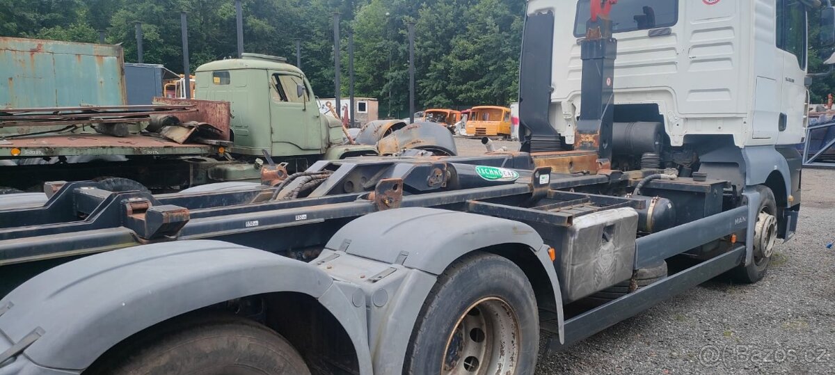 MAN TGA 26.390 6x2 hákový nosič - 5