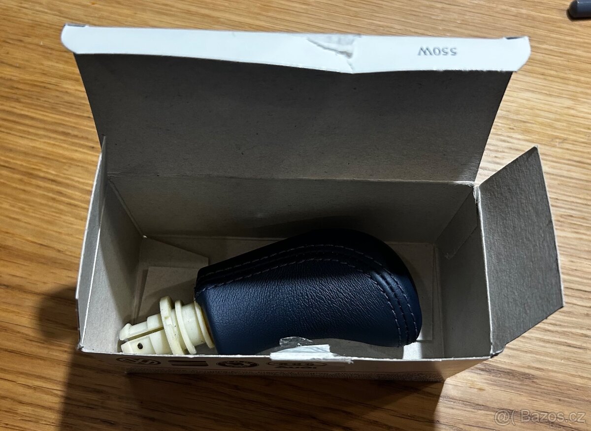 Prodám hlavici řadící páky Octavia 1 -nová - 5