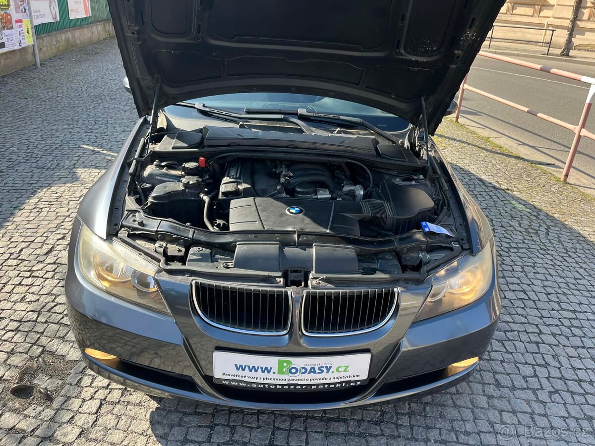 BMW 320i 2.0 benzín - 5