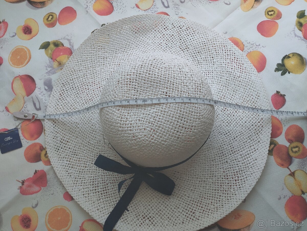 Letní bílý klobouk s mašlí - 5
