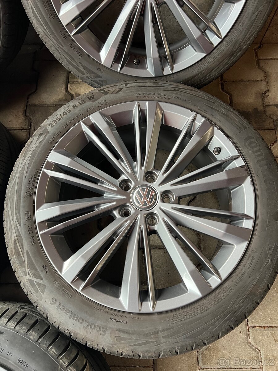 VW Passat B8 5x ALU letní kola 18" Liverpool 5 ks - 5