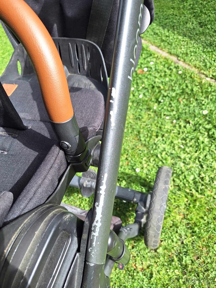 Prodám kočárek ROAN 6999 Kč - 5