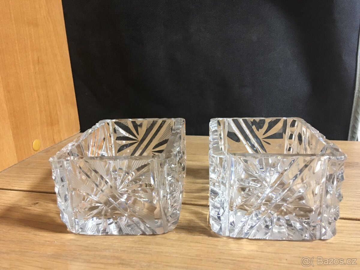 Broušená skleněná dóza malá 2x - 5