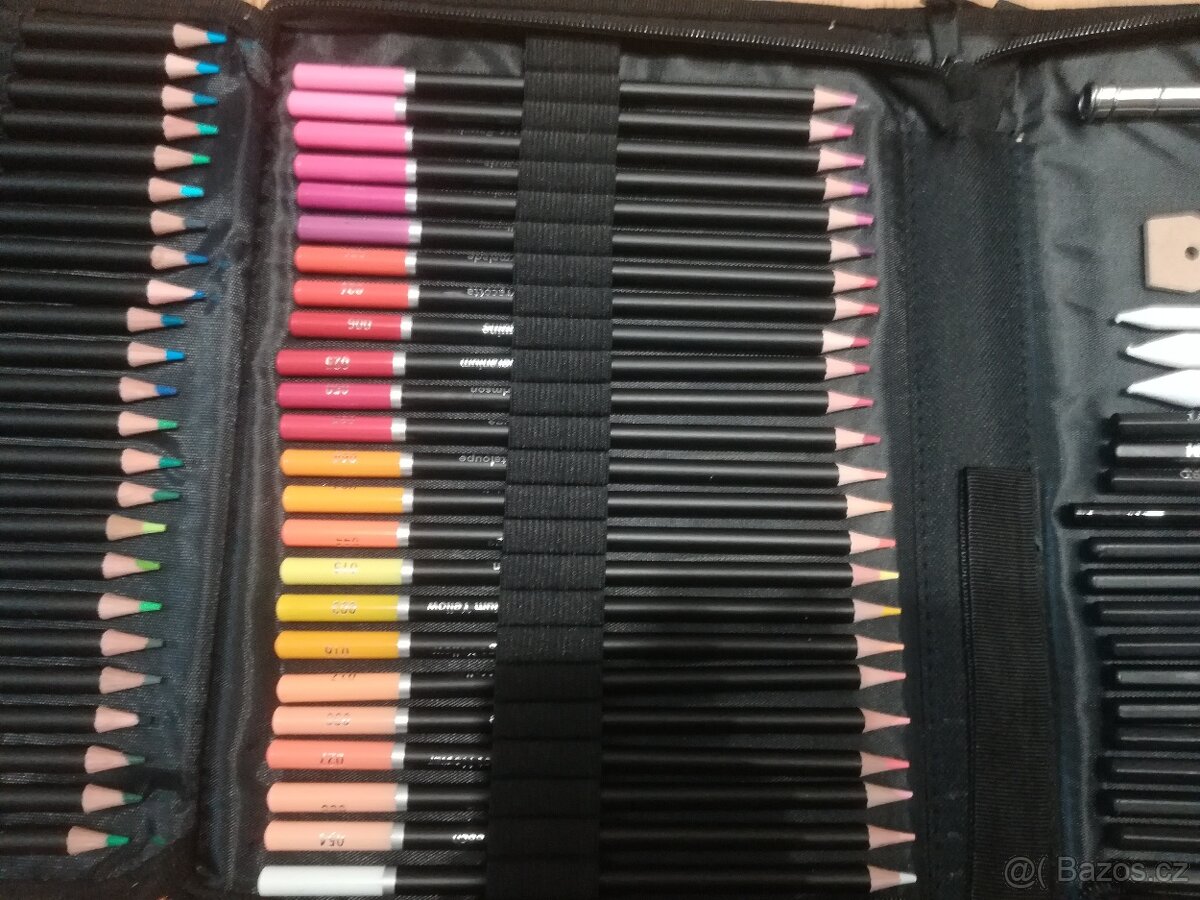 Penál s tužkami a pastelkami - 5