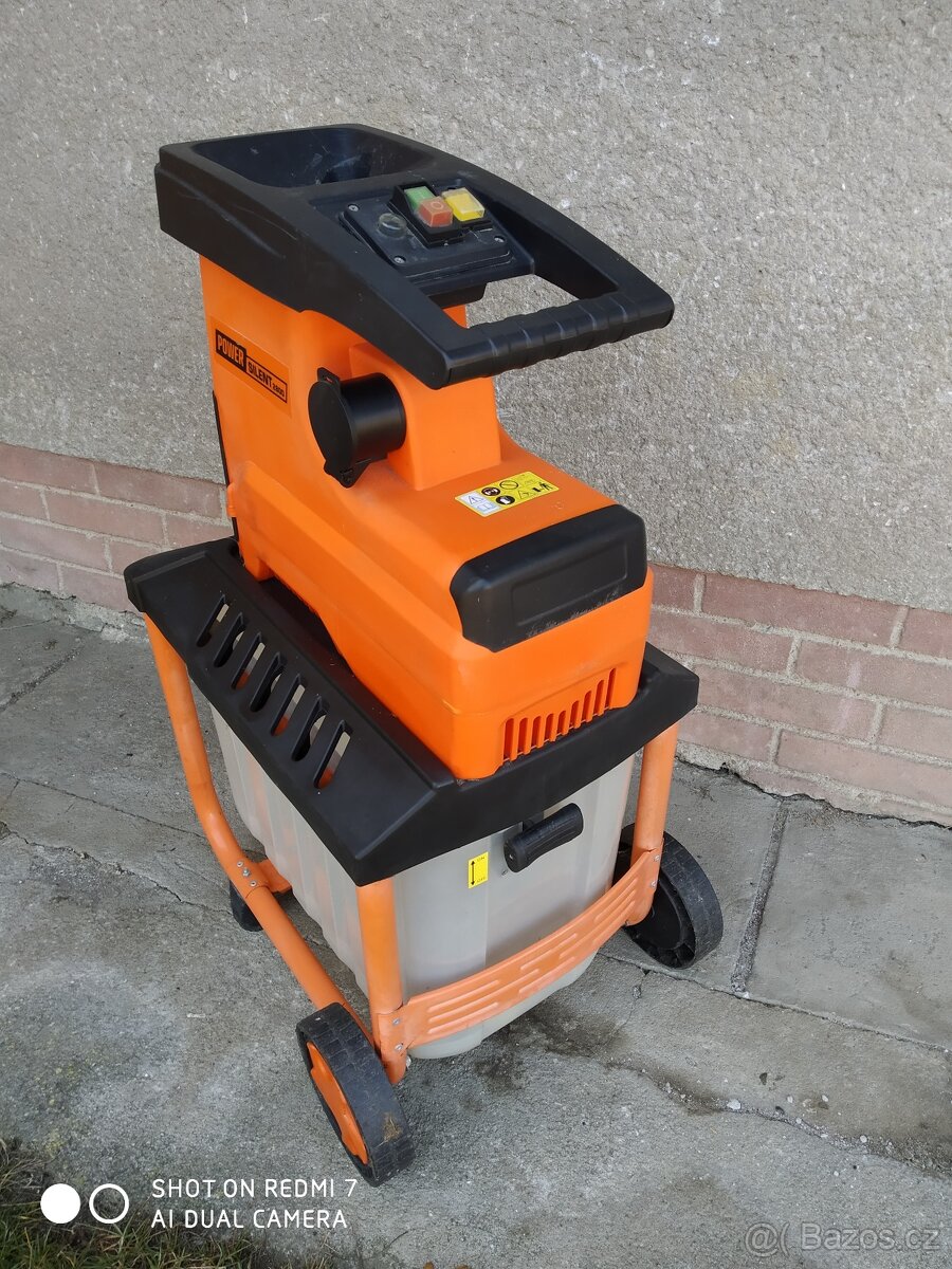 Prodám elektrický Válcový drtič Powersilent 2800 W... - 5