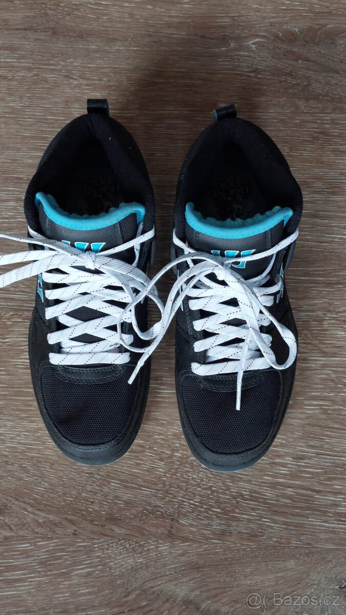 Zimní značkové botasky - 5