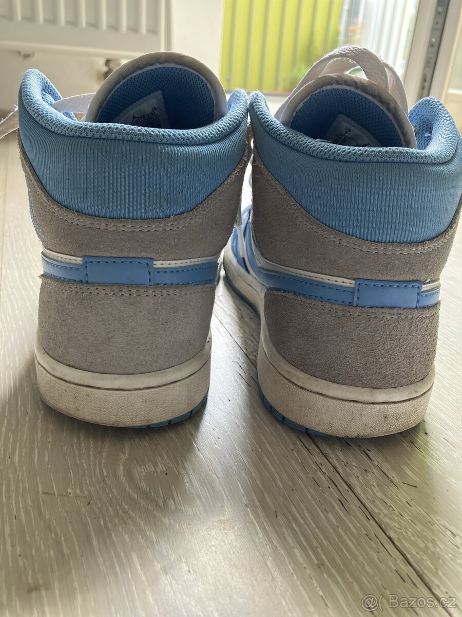 Air Jordan 1 mid university blue/gray - 5