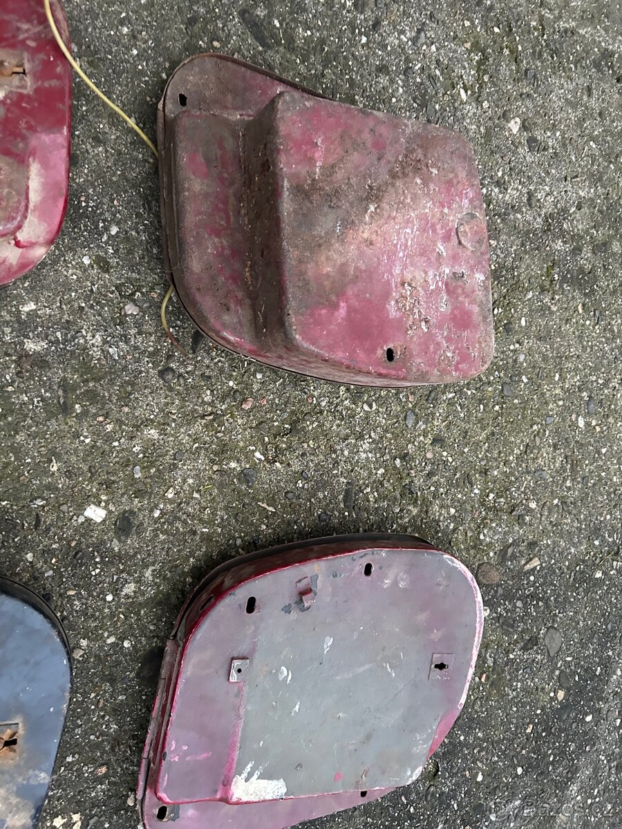 Kastliky Jawa 250 panelka,kývačka - 5