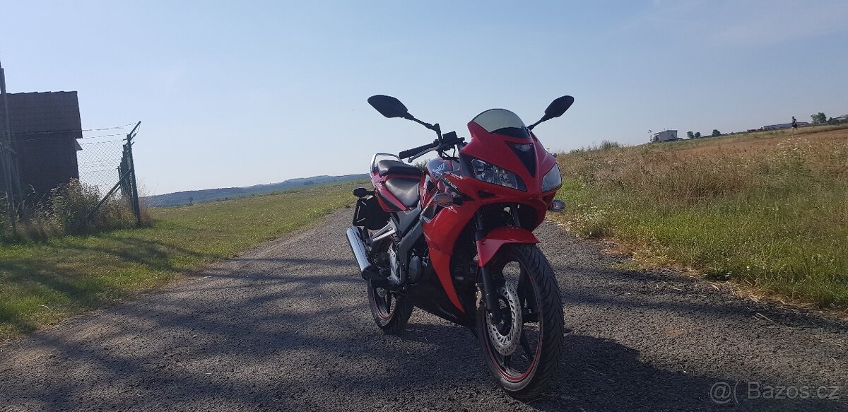 Honda CBR 125 - 5