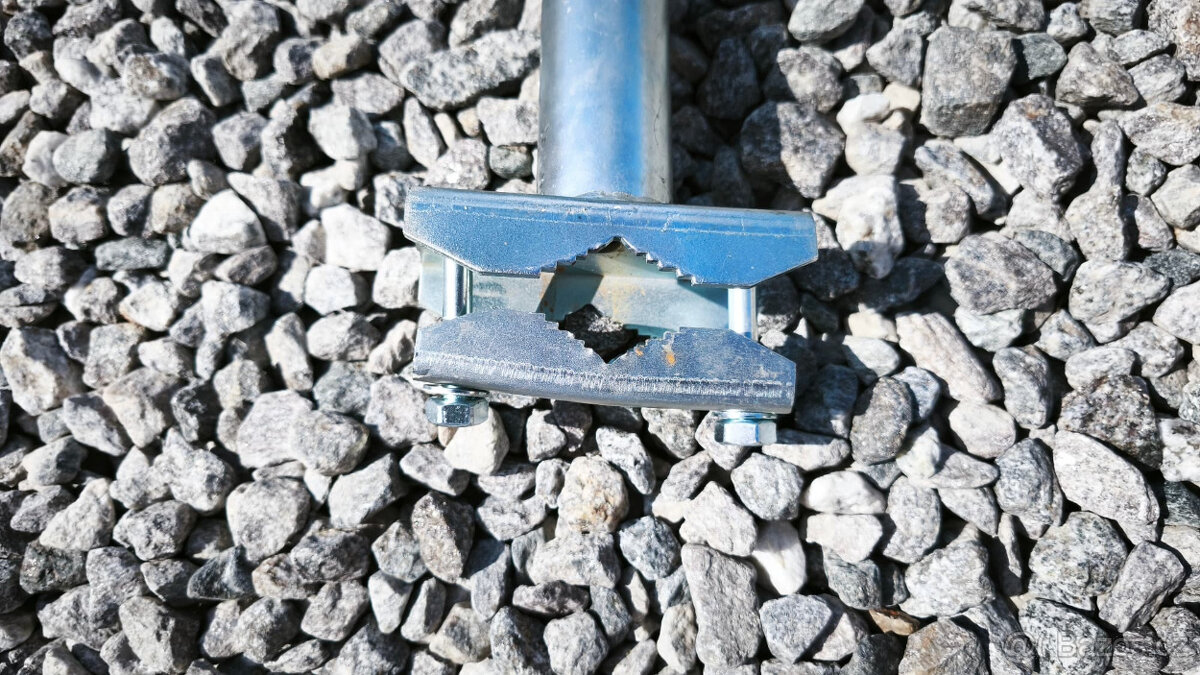 Držáky antény či satelitu 50cm a 35cm - 5