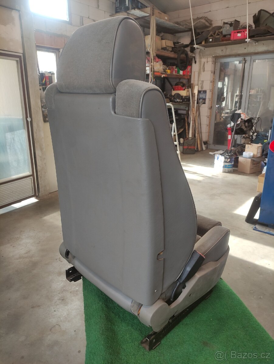 Sporrtsitz BMW e34 - 5