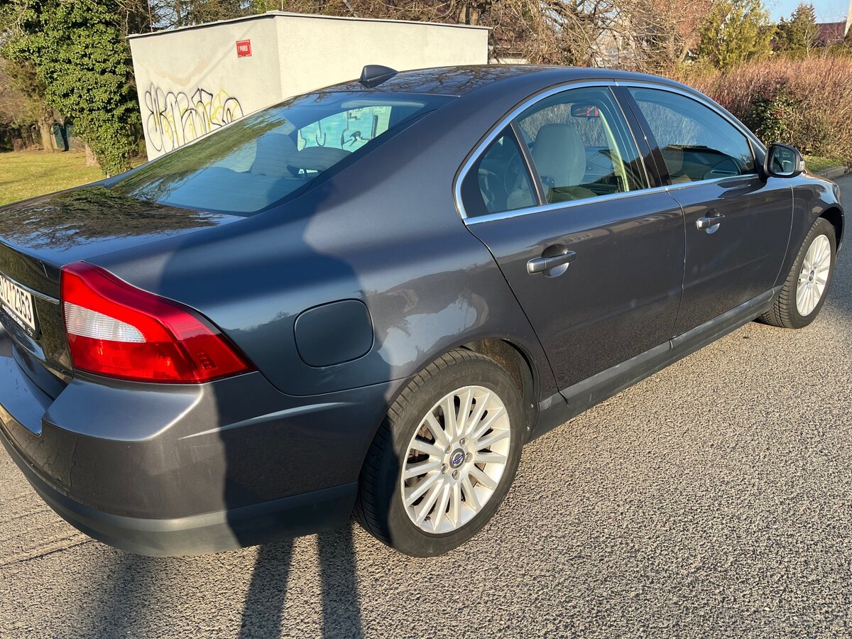 Volvo S80 2.4 D 120 kW - 5