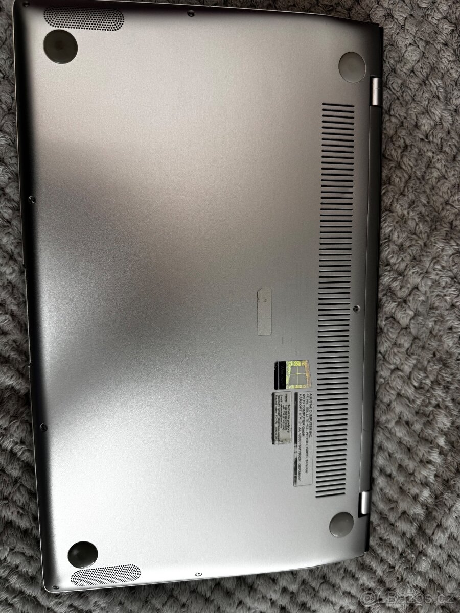 Asus ZenBook - 5