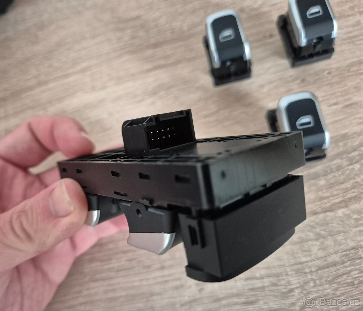 SADA VYPINACU DO INTERIERU AUDI A4 A5 Q5 - 5