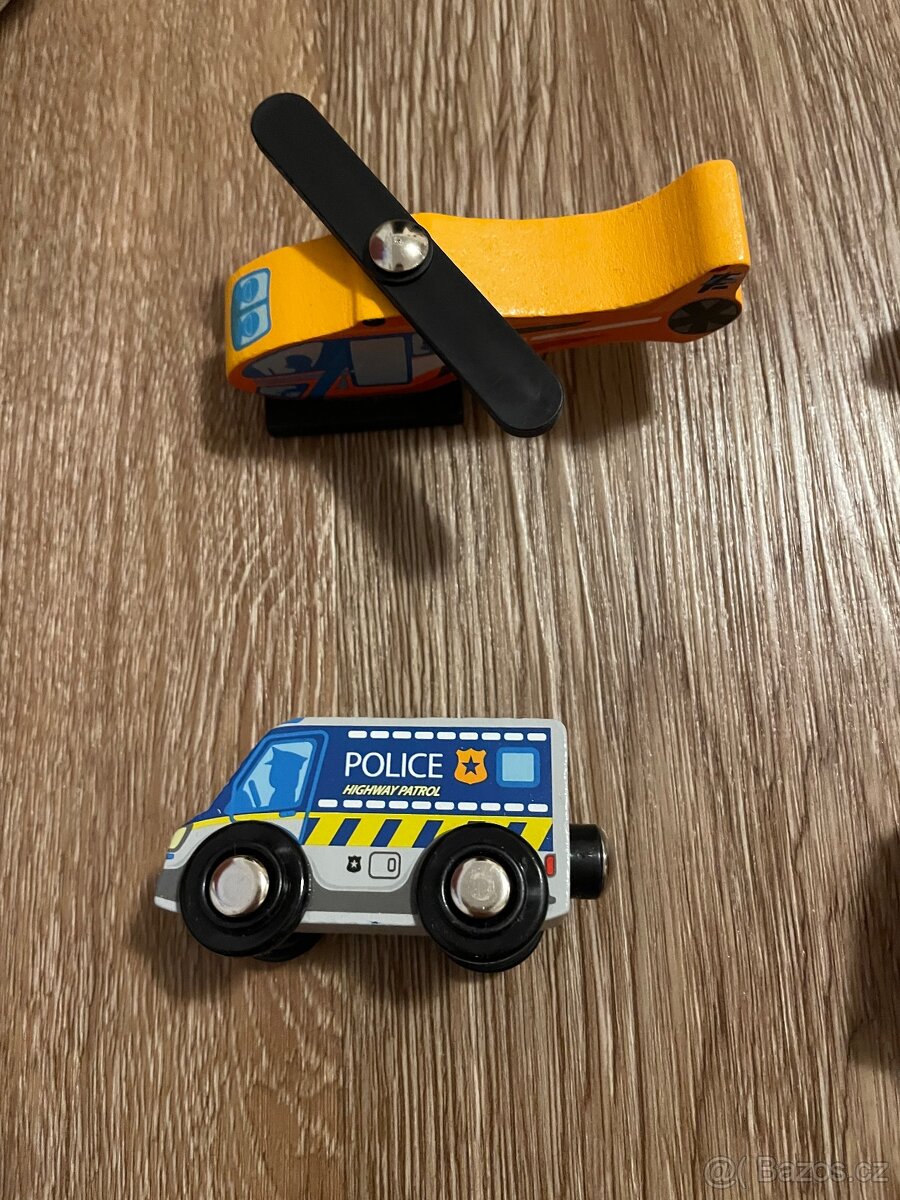 Dřevěná auticka - 5