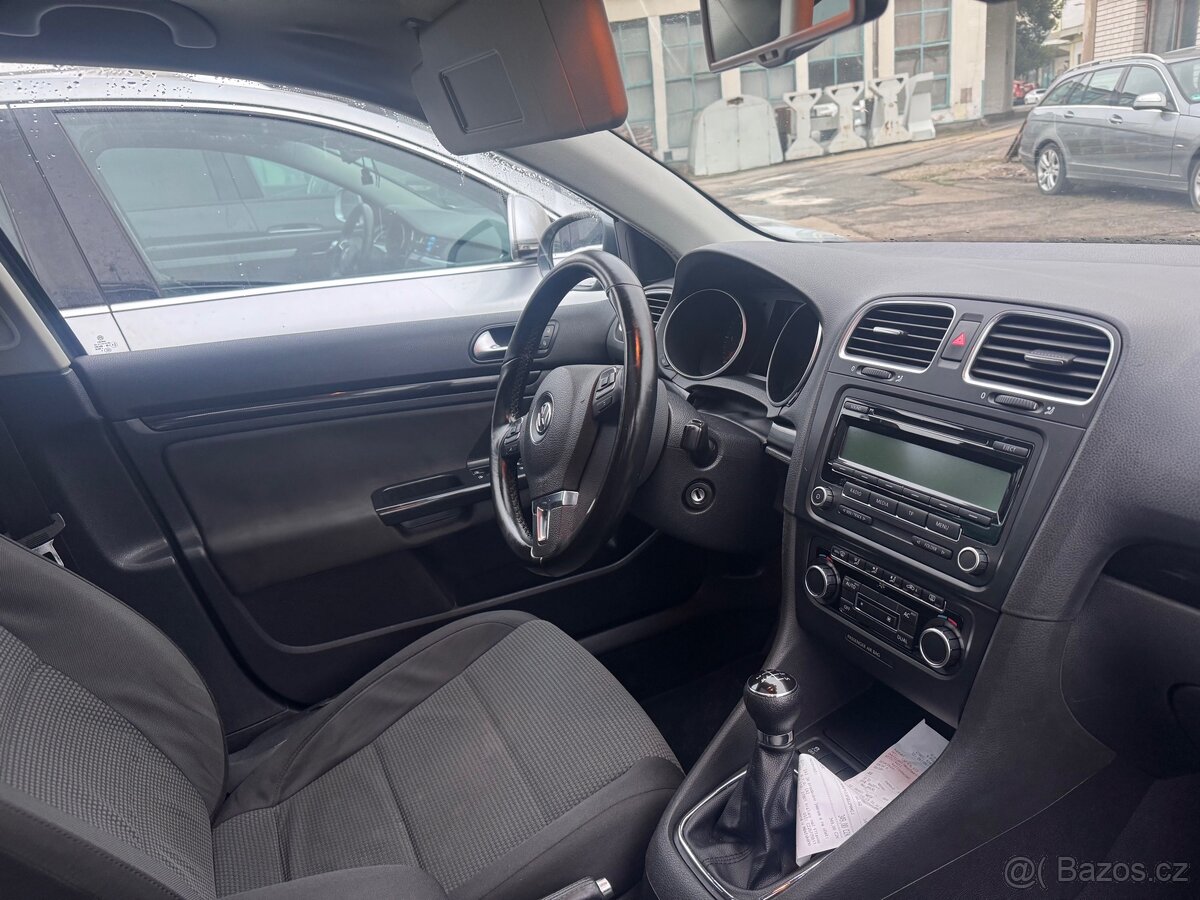 Prodám Volkswagen Golf 6, 2010 rok, 260 km, 1.6 d, manuál - 5