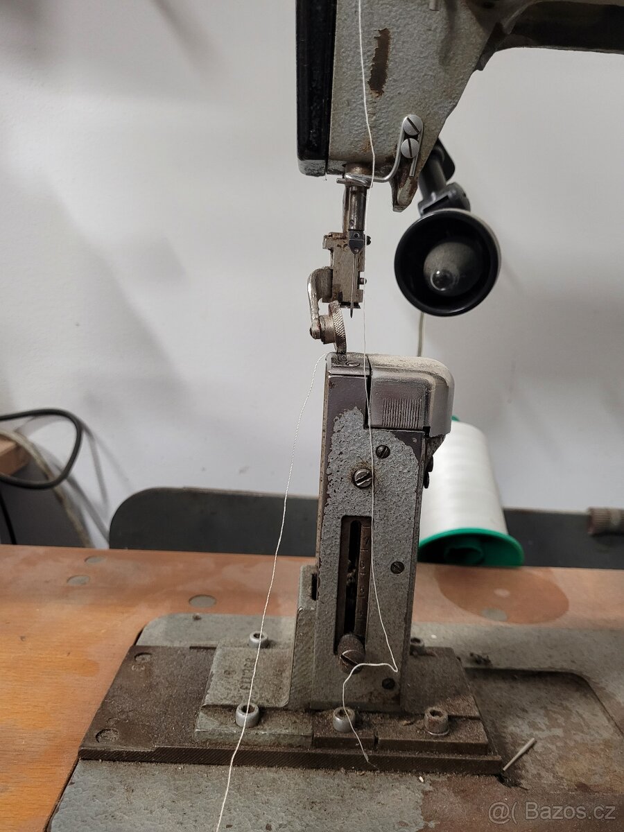 Průmyslový šici stroj Minerva - 5