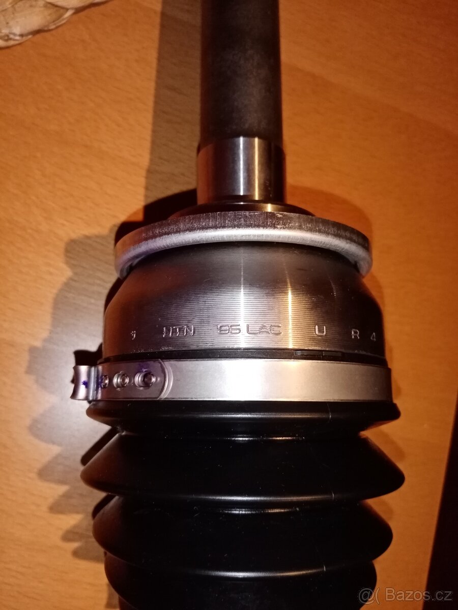 Hyundai Galloper přední levá poloosa original - 5