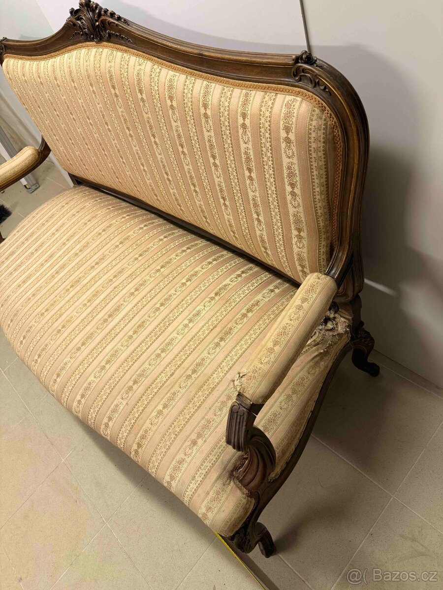 Starožitný gauč - 5
