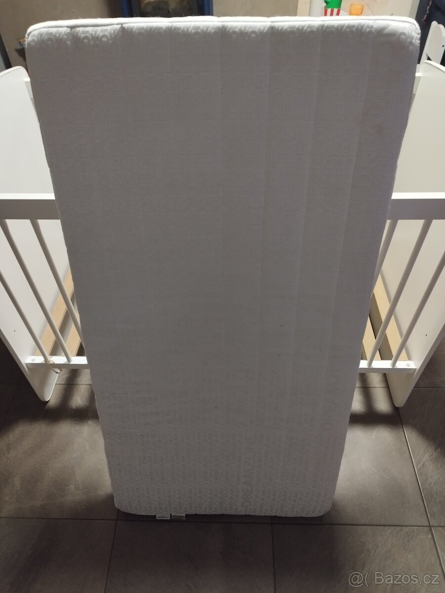 Dětská postýlka + matrace - 5