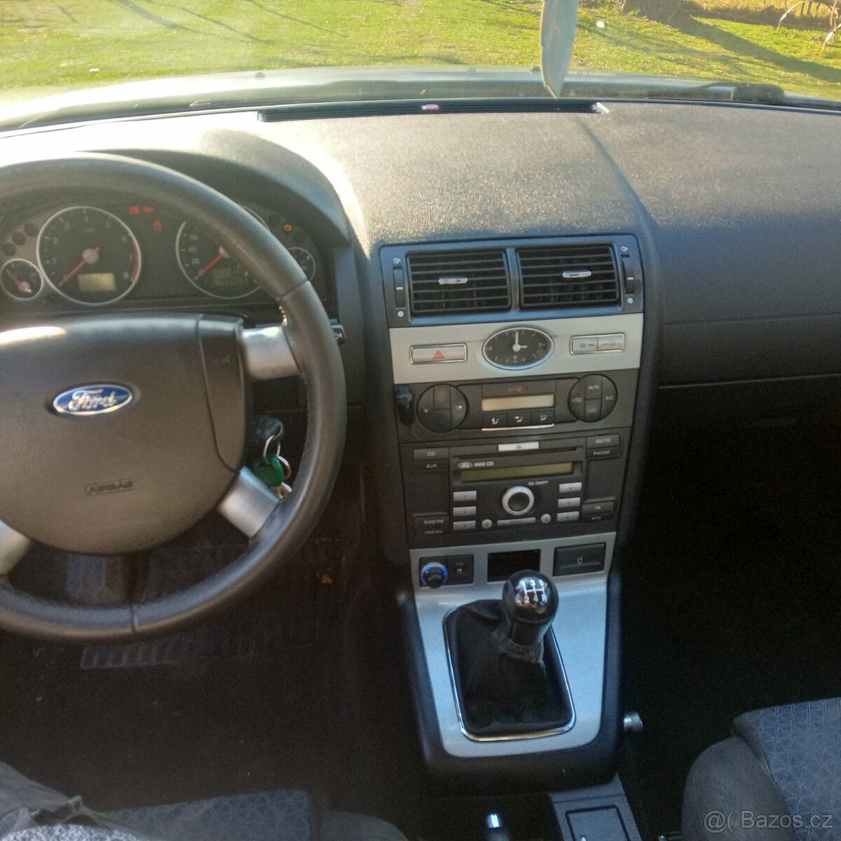 Prodám Ford Mondeo - 5