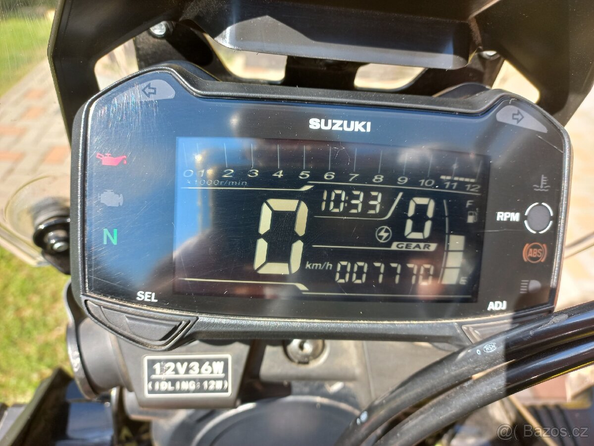 Suzuki V-strom DL 250 - 5