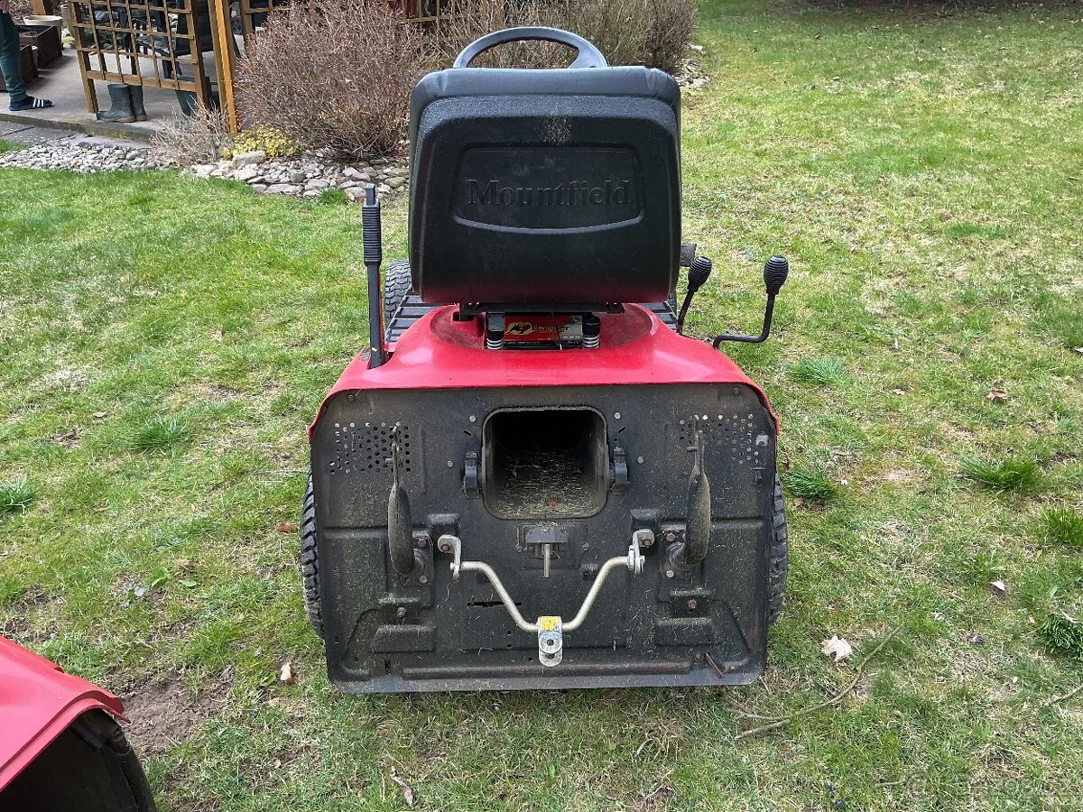 Zahradní traktor - 5