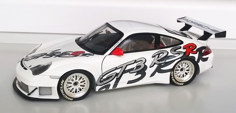 Automodely Porsche 1/18 - 5