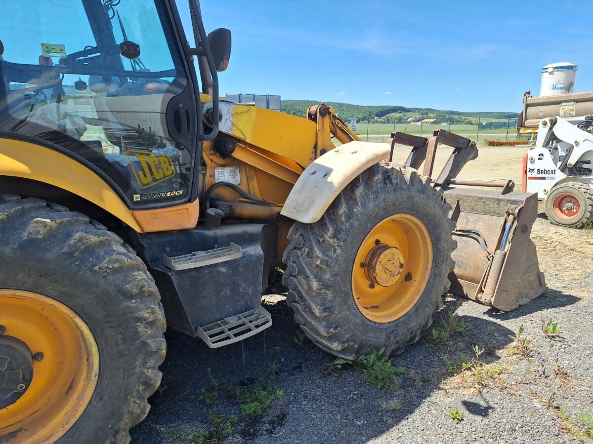 JCB 4CX 4X4 - 5
