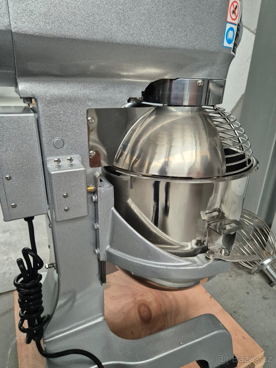 KUCHYŇSKKÝ ROBOT 20L ŠLEHAČ HNĚTAČ TĚSTA - 5