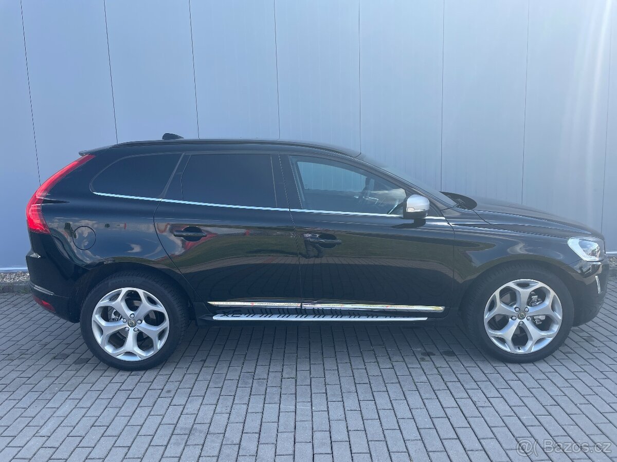 Volvo XC60 D4 AWD MOMENTUM Aut. - 5