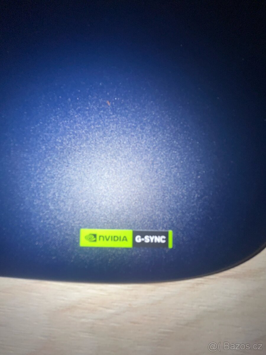 Stojan k monitoru Alienware - 5