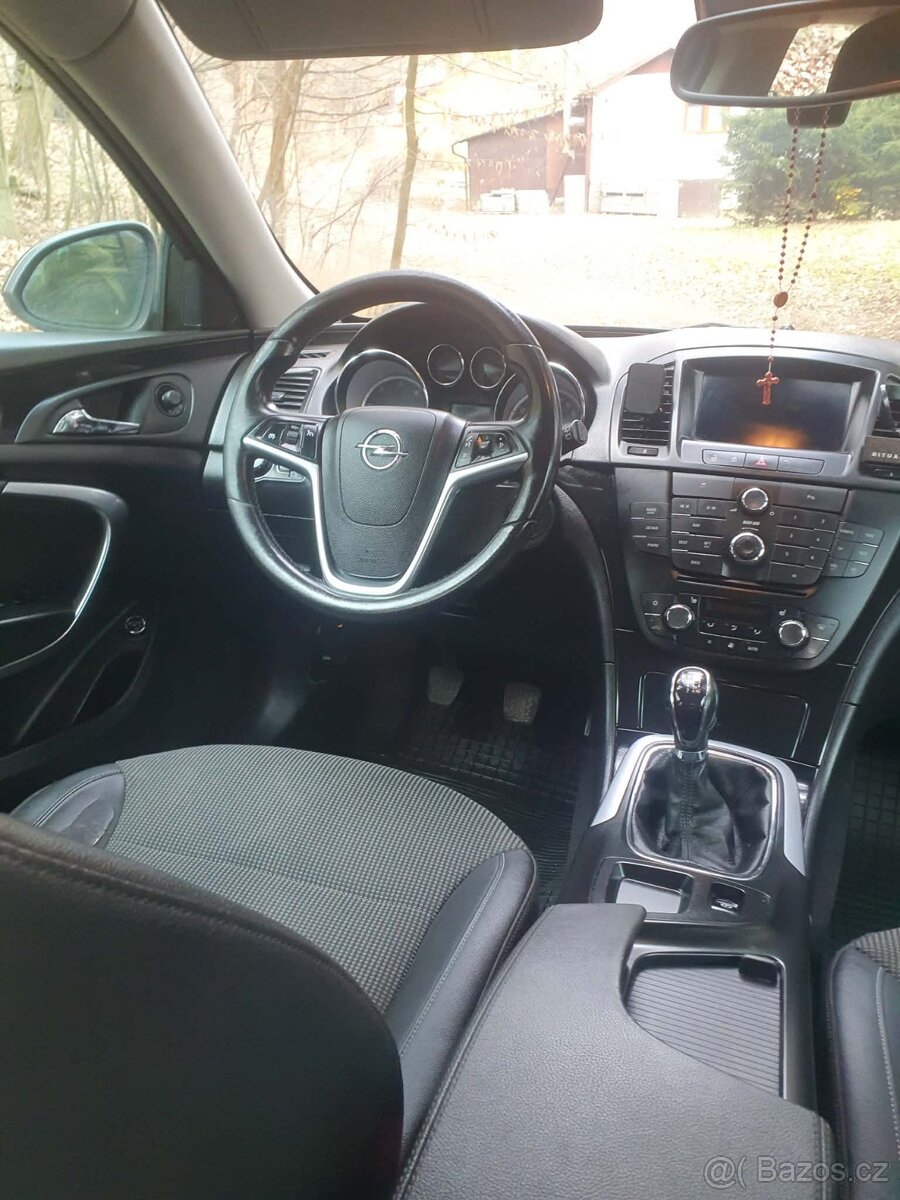 Opel Insignia 2012 2.0 TDCI 118KW - 5