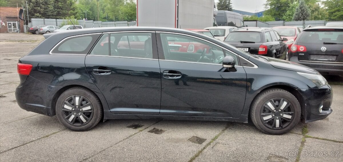 Toyota Avensis T27 kombi 2,0D 2012 PHASE2 1.majitel - 5