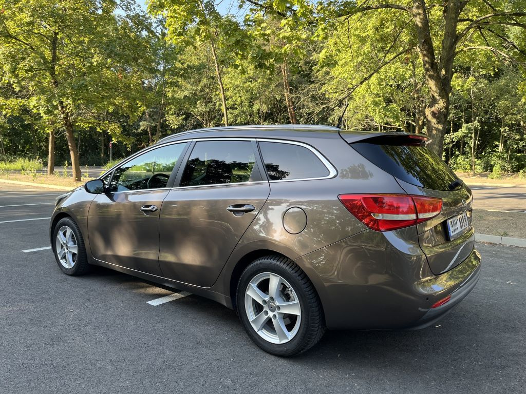 Kia Ceed SW 1.6 CRDi automat - 5