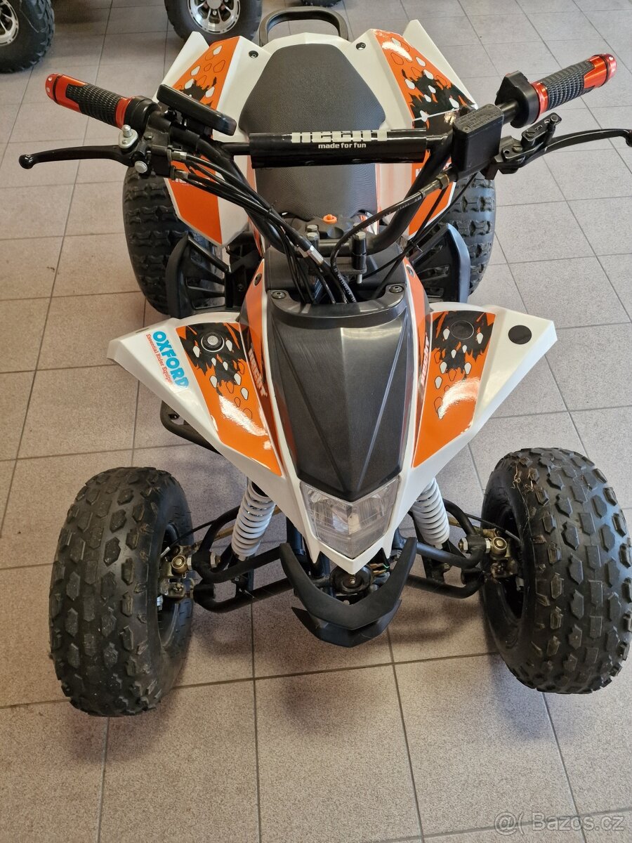 Prodám elektrickou čtyřkolku HECHT 54120