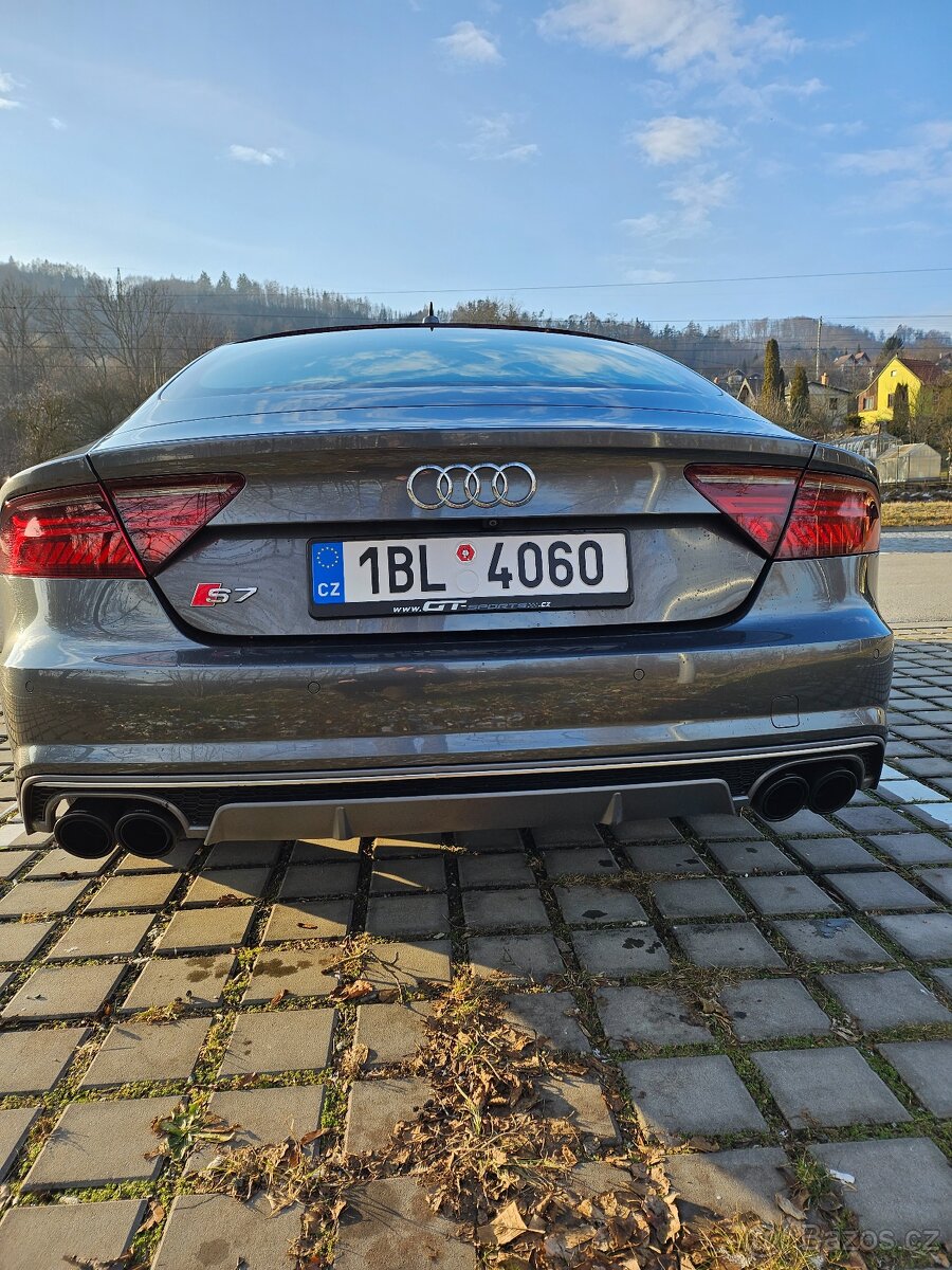 Audi S7, 4.0V8 benzín. Výkon 450kw. - 5
