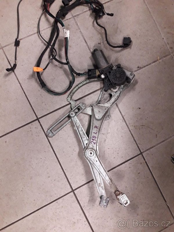 Díly z Mercedes W210 290TD combi - 5