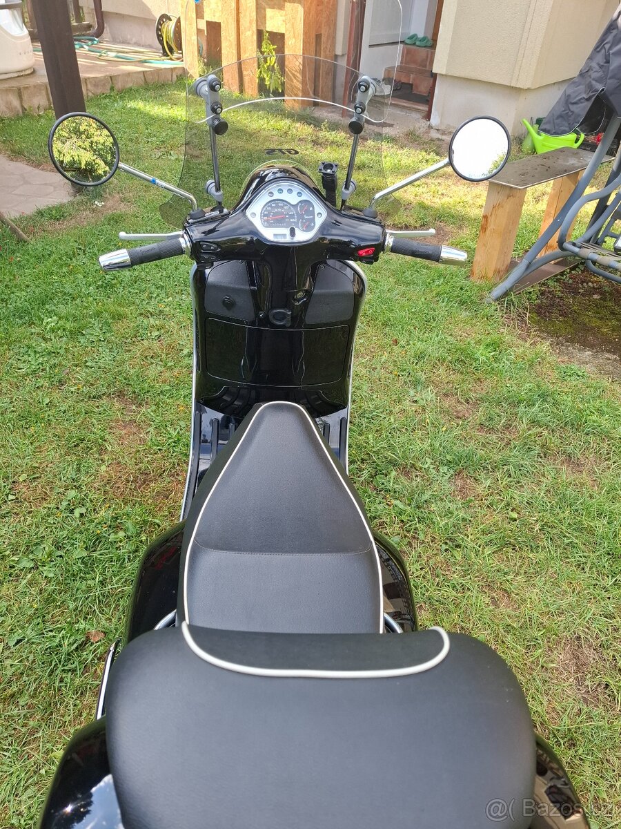 Vespa 300 GTS super - 5