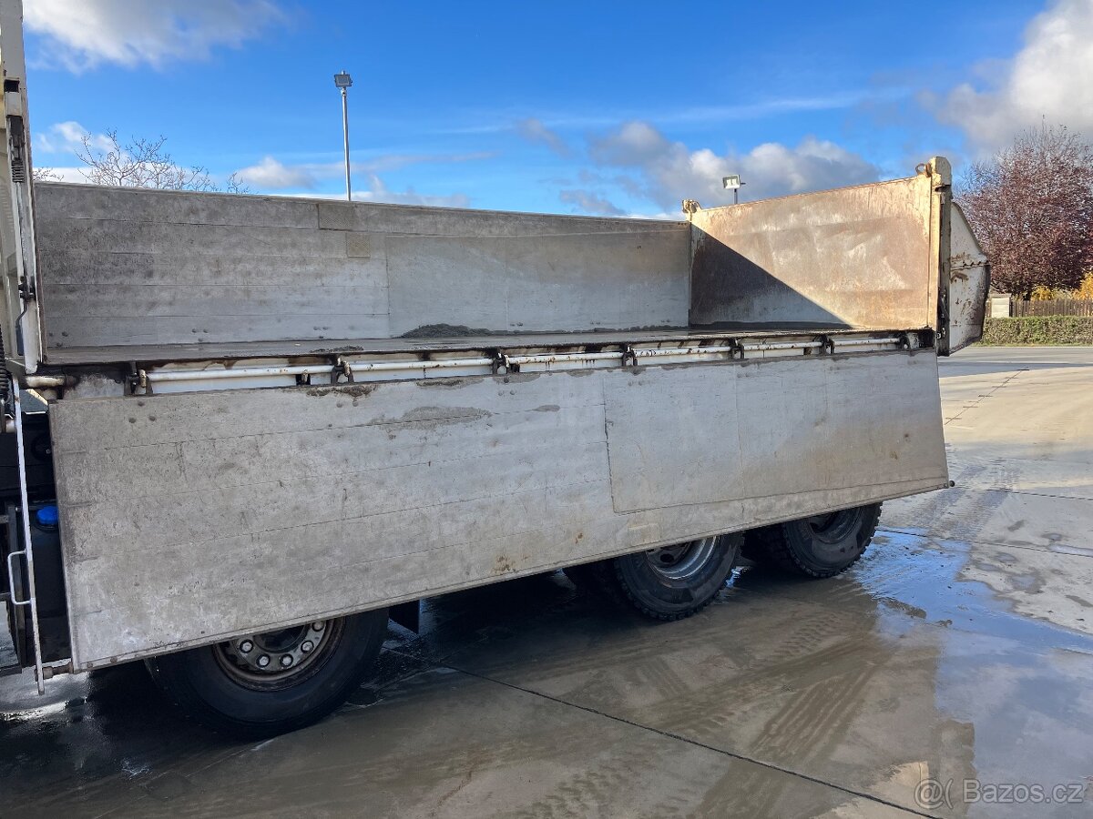 VOLVO FMX 8x4 - 5