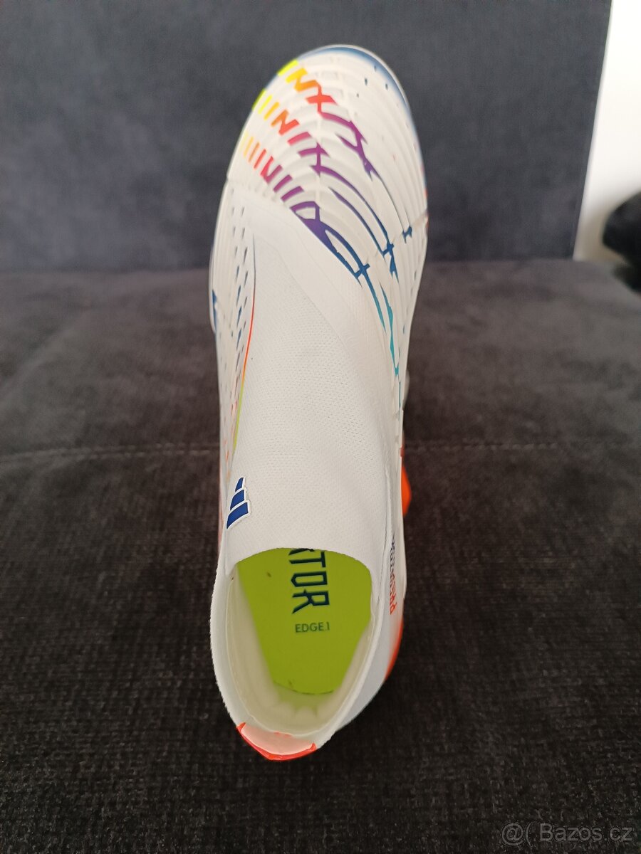 Adidas Predator Al rihla Edge 1 - 5