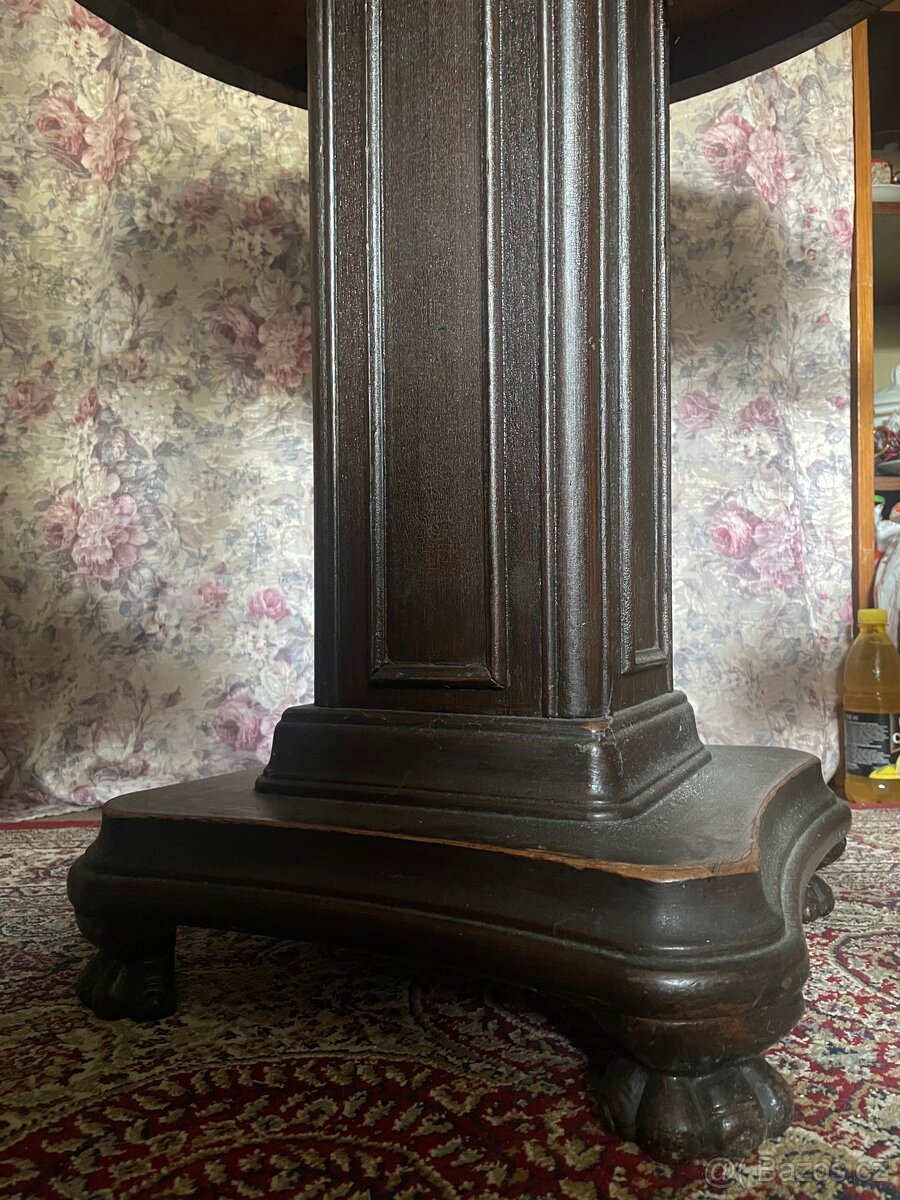 Starožitný nábytek - 5