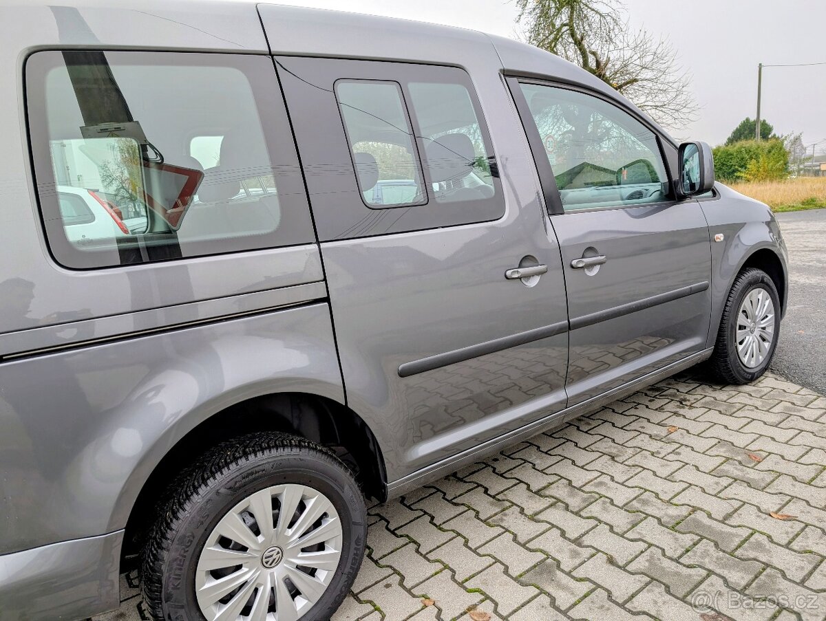 VW CADDY 1.6TDi 75kW 2012 TAŽNÉ ZAŘÍZENÍ, SERVISNÍ HISTORIE - 5