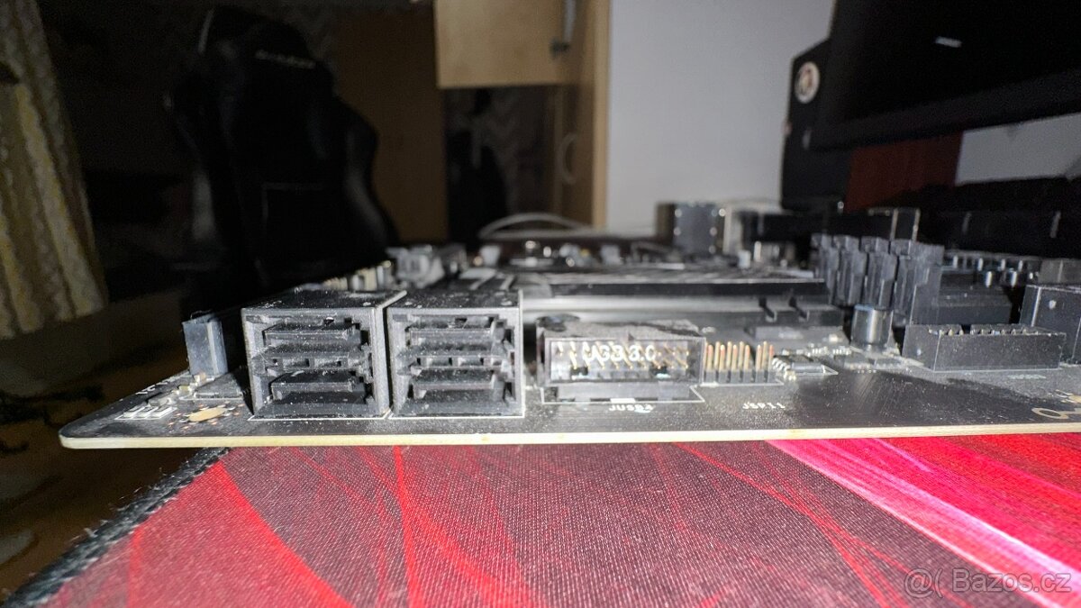 MSI Z170A GAMING PRO CARBON + i5-6600K (4C/4T) - 5