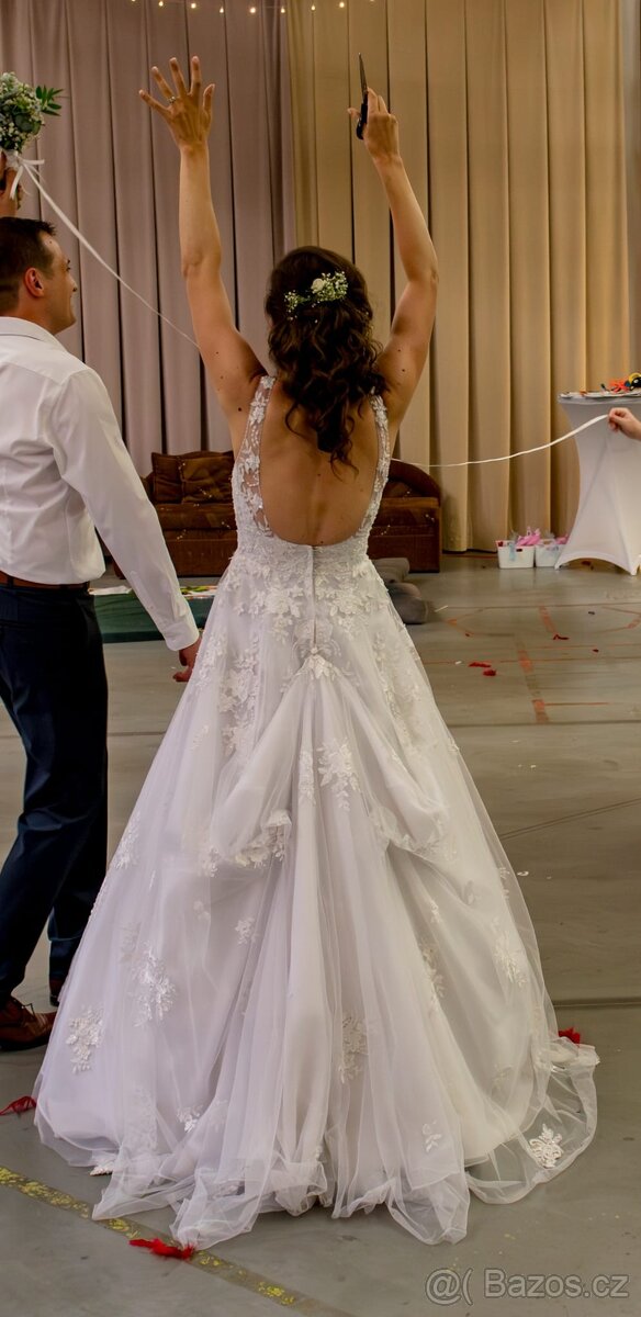 Svatební šaty velikost 6 - 5