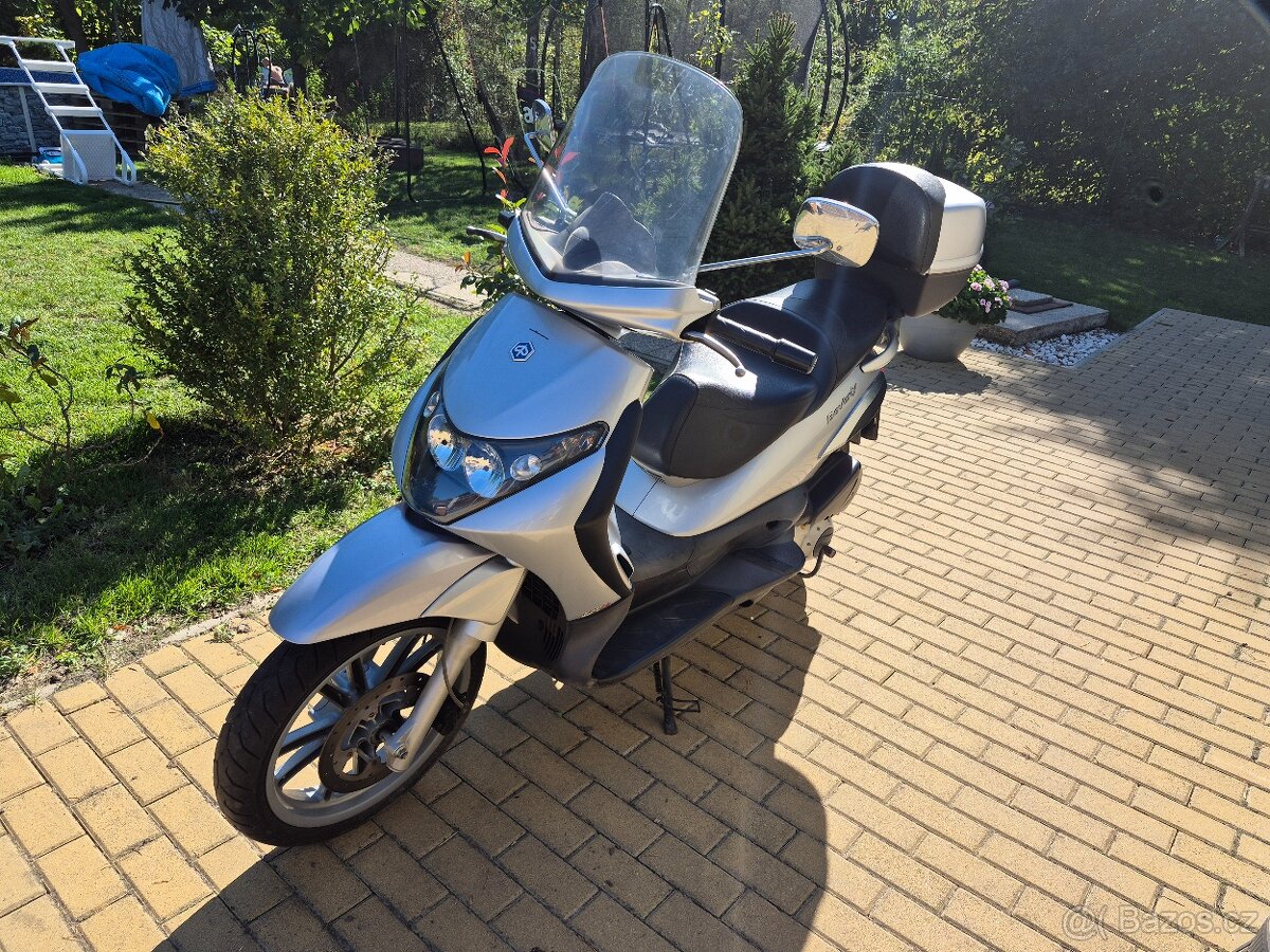 Piaggio Beverly 250 - 5